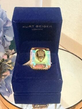 Kurt Geiger Iridescent Aurora Crystal Ring with Gold Tone Accent Sz 8 NEW
